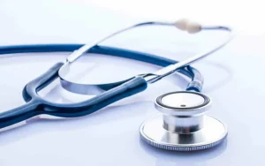 راهنمای انتخاب گوشی پزشکی متناسب با تخصص‌های مختلف پزشکی